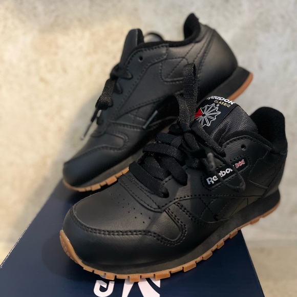 Little girl Reebok black Classic Leather kids running shoes size 12.5 - Picture 3 of 6